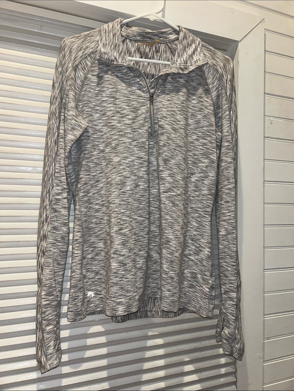 Vintage Athleta Quarter Zip Heathered Gray Space Dye | Large | Thumb Holes
